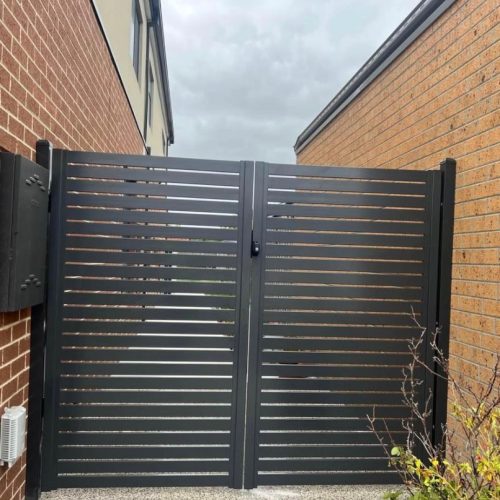 mann garage doors - custom gates 22